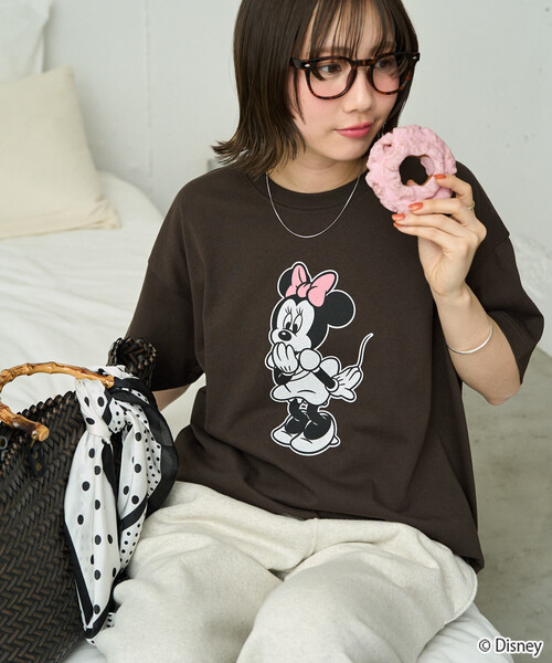 FREAK'S STORE（フリークスストア）の「限定展開　別注/Minnie Mouse/ミニーマウス/半袖 Tシャツ（Tシャツ/カットソー・レディース・ライトグレー/ブラウン/ピンク/ナチュラル/ブラック・ﾌﾘ-）」の22枚目の写真