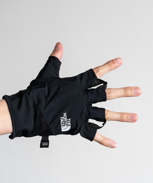 THE NORTH FACE(ザノースフェイス)の「THE NORTH FACE ザ・ノースフェイス COOL LIGHT HALF GLOVE スマホ対応 ワンポイントロゴクールライトハーフグローブ/指なし手袋(手袋・メンズ・ブラック・L/M)」の12枚目の写真