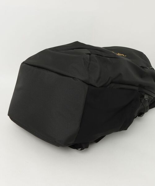 ARC'TERYX(アークテリクス)の「【ARC'TERYX】 アークテリクス Mantis 26L Backpack バックパック 26リットル/ X000006044(バックパック/リュック・メンズ・ブラック・ONESIZE)」の3枚目の写真