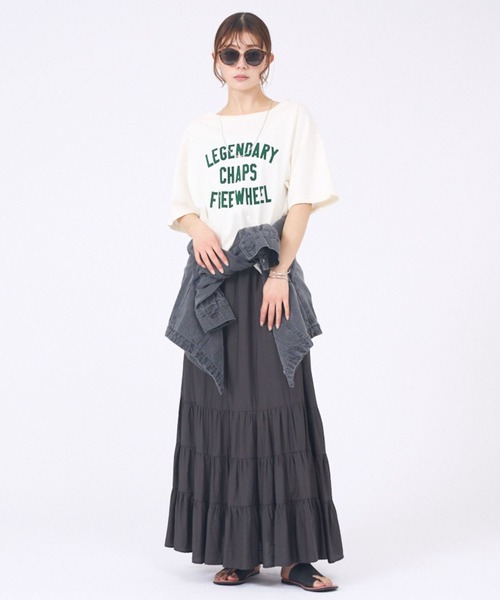 abahouse mavie(アバハウスマヴィ)の「【2WAY】ピグメントオフショルダーロゴTシャツ(Tシャツ/カットソー・レディース・エンジ/オフホワイト/チャコールグレー・フリー)」の11枚目の写真