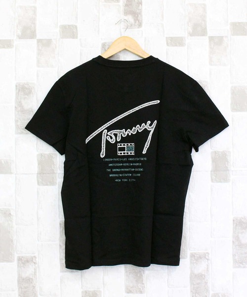 TOMMY HILFIGER(トミーヒルフィガー)の「TMJ レギュラーフィットサインバックプリント SS Tシャツ(Tシャツ/カットソー・メンズ・ナチュラル/ブラック・M/XL/L)」の4枚目の写真