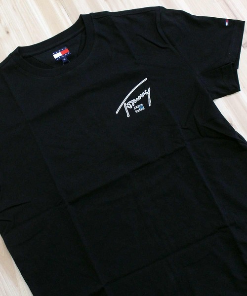 TOMMY HILFIGER(トミーヒルフィガー)の「TMJ レギュラーフィットサインバックプリント SS Tシャツ(Tシャツ/カットソー・メンズ・ナチュラル/ブラック・M/XL/L)」の5枚目の写真