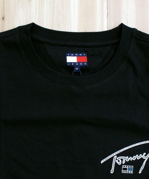 TOMMY HILFIGER(トミーヒルフィガー)の「TMJ レギュラーフィットサインバックプリント SS Tシャツ(Tシャツ/カットソー・メンズ・ナチュラル/ブラック・M/XL/L)」の17枚目の写真