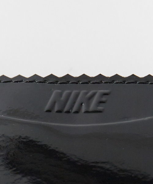 NIKE(ナイキ)の「NIKE/ナイキ Cortez Wristlet ブランドロゴ コルテッツ リストレット ミニポーチ 2026年春夏(財布・メンズ・ブラック・FREE)」の11枚目の写真