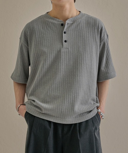 epnok(エプノック)の「ベーシックルーズヘンリーネック半袖Tee(Tシャツ/カットソー・メンズ・グレー/ブラック/ネイビー・LARGE/MEDIUM/SMALL)」の12枚目の写真