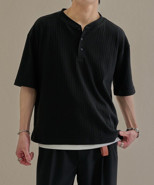 epnok(エプノック)の「ベーシックルーズヘンリーネック半袖Tee(Tシャツ/カットソー・メンズ・グレー/ブラック/ネイビー・LARGE/MEDIUM/SMALL)」の4枚目の写真