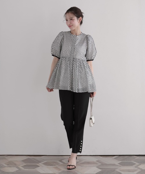 Fit more(フィットモア)の「フリンジドットジャガードバックリボンブラウス(シャツ/ブラウス・レディース・ブラック×ホワイト/ホワイト/ホワイト×ブラック・FREE)」の10枚目の写真