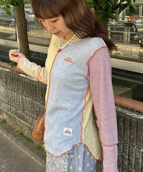 HELLO.SANFRANCISCO(ハローサンフランシスコ)の「【HELLO.SANFRANCISCO/ハローサンフランシスコ】配色切替ポコポコメロウTEE(Tシャツ/カットソー・レディース・オレンジ/イエロー・ONE SIZE)」の18枚目の写真