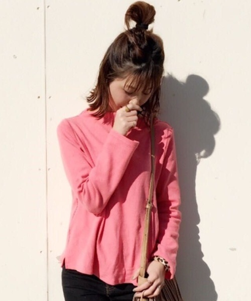 mystic(ミスティック)の「【mystic】しっかりテレコボトルネックプルオーバー(Tシャツ/カットソー・レディース・ブラック/グレー/オフホワイト/ピンク/ベージュ・フリ-)」の1枚目の写真