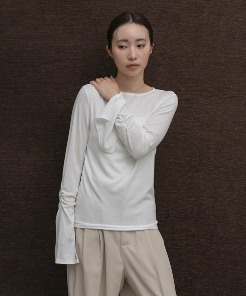 select MOCA Et（セレクトモカエト）の「【Et】Slit Sleeve Tops（Tシャツ/カットソー・レディース・ホワイト/グレー/ブラック・FREE）」の7枚目の写真