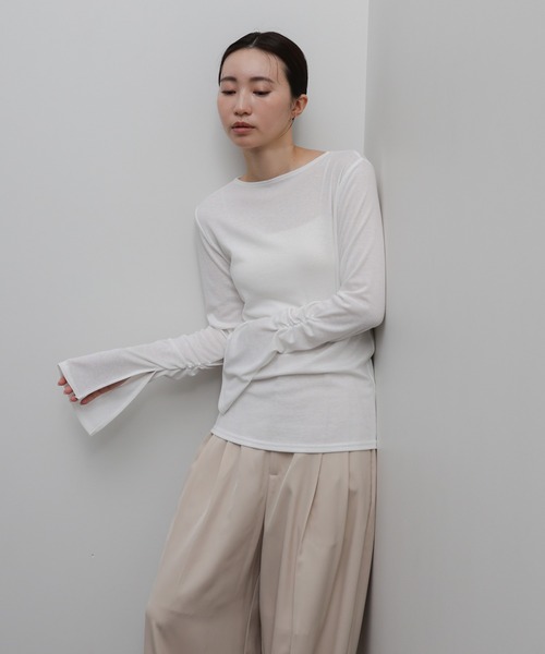 select MOCA Et（セレクトモカエト）の「【Et】Slit Sleeve Tops（Tシャツ/カットソー・レディース・ホワイト/グレー/ブラック・FREE）」の10枚目の写真