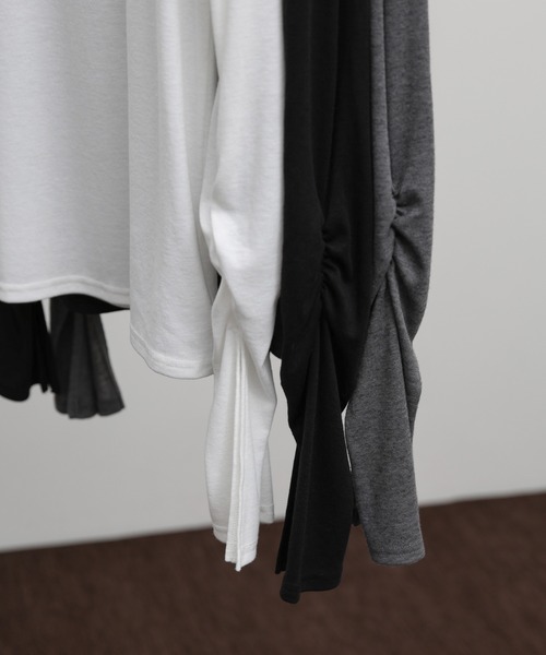 select MOCA Et（セレクトモカエト）の「【Et】Slit Sleeve Tops（Tシャツ/カットソー・レディース・ホワイト/グレー/ブラック・FREE）」の14枚目の写真
