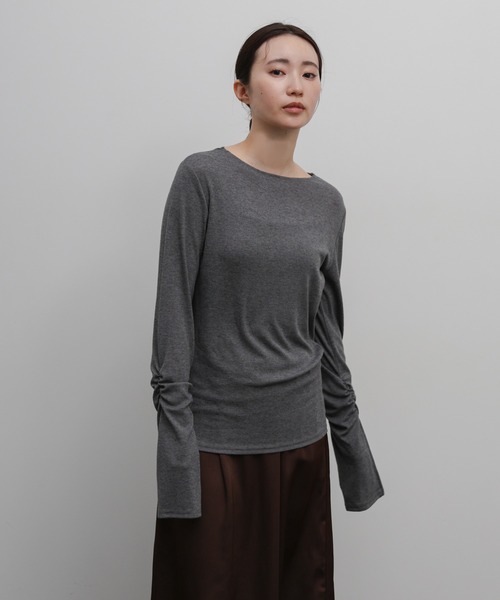 select MOCA Et（セレクトモカエト）の「【Et】Slit Sleeve Tops（Tシャツ/カットソー・レディース・ホワイト/グレー/ブラック・FREE）」の17枚目の写真