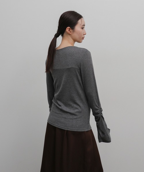 select MOCA Et（セレクトモカエト）の「【Et】Slit Sleeve Tops（Tシャツ/カットソー・レディース・ホワイト/グレー/ブラック・FREE）」の22枚目の写真