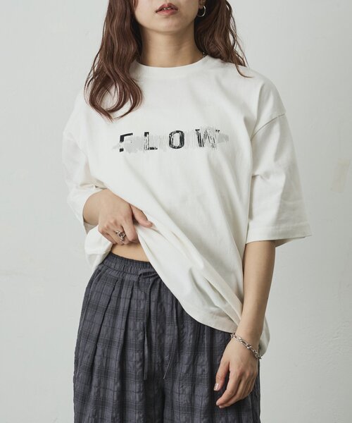 COLONY 2139（コロニートゥーワンスリーナイン）の「スクラッチロゴTシャツ（Tシャツ/カットソー・メンズ・ホワイト/ブラック・LARGE/MEDIUM）」の8枚目の写真