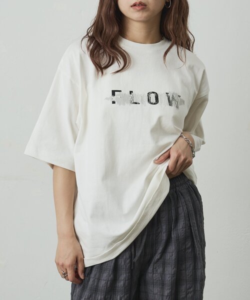COLONY 2139（コロニートゥーワンスリーナイン）の「スクラッチロゴTシャツ（Tシャツ/カットソー・メンズ・ホワイト/ブラック・LARGE/MEDIUM）」の11枚目の写真