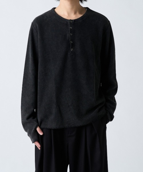 Lui's(ルイス)の「フェードヘンリーネックロンT(Tシャツ/カットソー・メンズ・ホワイト/ブラック/ブラック系その他・M/S)」の7枚目の写真