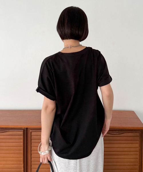 Doux archives(ドゥアルシーヴ)の「フロッキーロゴプリントTee(Tシャツ/カットソー・レディース・オフホワイト/ブラック/ブラウン・FREE)」の14枚目の写真