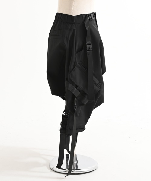 REFLEM INDUSTRY(レフレムインダストリー)の「『REFLEM INDUSTRY/レフレム インダストリー』GRAVITY DROP-CROTCH PANTS/タクティカルサルエルパンツ(その他パンツ・レディース・ブラック・FREE)」の14枚目の写真