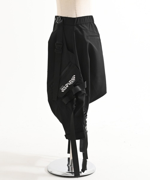 REFLEM INDUSTRY(レフレムインダストリー)の「『REFLEM INDUSTRY/レフレム インダストリー』GRAVITY DROP-CROTCH PANTS/タクティカルサルエルパンツ(その他パンツ・レディース・ブラック・FREE)」の13枚目の写真