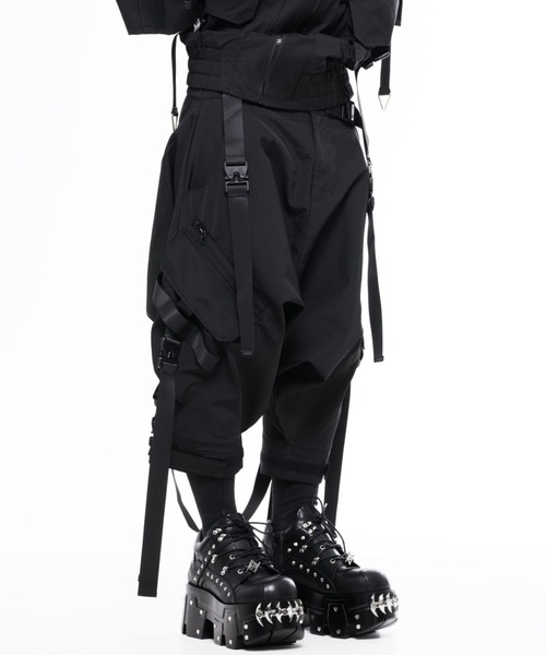 REFLEM INDUSTRY(レフレムインダストリー)の「『REFLEM INDUSTRY/レフレム インダストリー』GRAVITY DROP-CROTCH PANTS/タクティカルサルエルパンツ(その他パンツ・レディース・ブラック・FREE)」の10枚目の写真