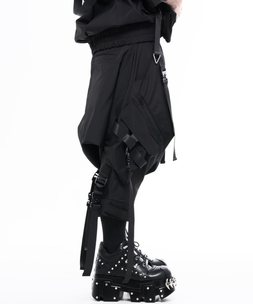 REFLEM INDUSTRY(レフレムインダストリー)の「『REFLEM INDUSTRY/レフレム インダストリー』GRAVITY DROP-CROTCH PANTS/タクティカルサルエルパンツ(その他パンツ・レディース・ブラック・FREE)」の9枚目の写真