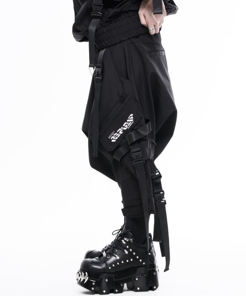 REFLEM INDUSTRY(レフレムインダストリー)の「『REFLEM INDUSTRY/レフレム インダストリー』GRAVITY DROP-CROTCH PANTS/タクティカルサルエルパンツ(その他パンツ・レディース・ブラック・FREE)」の5枚目の写真