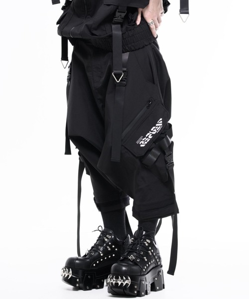 REFLEM INDUSTRY(レフレムインダストリー)の「『REFLEM INDUSTRY/レフレム インダストリー』GRAVITY DROP-CROTCH PANTS/タクティカルサルエルパンツ(その他パンツ・レディース・ブラック・FREE)」の4枚目の写真