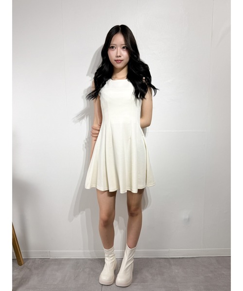 marcydorn（マーシードルン）の「ミニワンピース キャミタイプ フレアシルエット シンプルガーリー（ワンピース・レディース・ホワイト・S/M/L）」の3枚目の写真