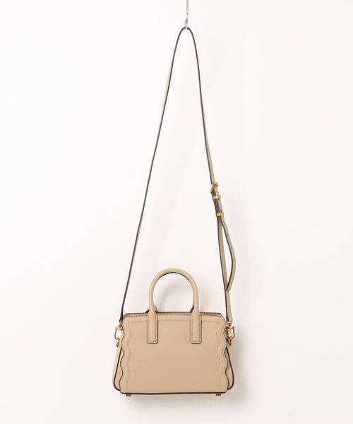MICHAEL KORS(マイケルコース)の「LAILA ぺブルレザー コンバーチブル クロスボディバッグ エクストラスモール(ショルダーバッグ・レディース・ベージュ系・FREE)」の5枚目の写真