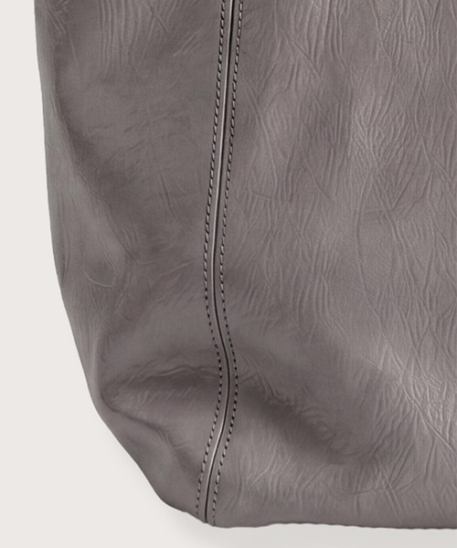 kiehtova(キエトヴァ)の「【kiehtova】FAUX LEATHER VOYAGE BAG/フォックスレザーヴォヤージュバッグ KTAC8(トートバッグ・レディース・グレー/ブラック・FREE)」の6枚目の写真