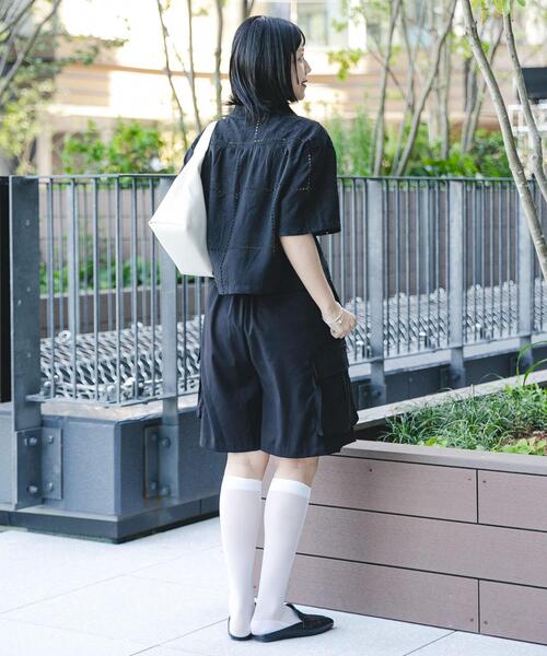 SENSE OF PLACE by URBAN RESEARCH（センスオブプレイスバイアーバンリサーチ）の「ヒラヒラパッチワークシシュウシャツ（シャツ/ブラウス・レディース・オフホワイト/イエロー/ブラック・ONE）」の19枚目の写真