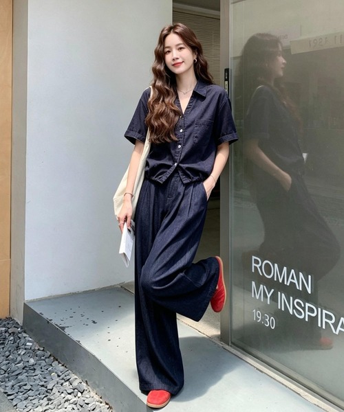 FAVORITO(ファヴォリート)の「デニムトップスワイドパンツセットアップ(セットアップ・レディース・ダークブルー・S/M/L/XL)」の9枚目の写真