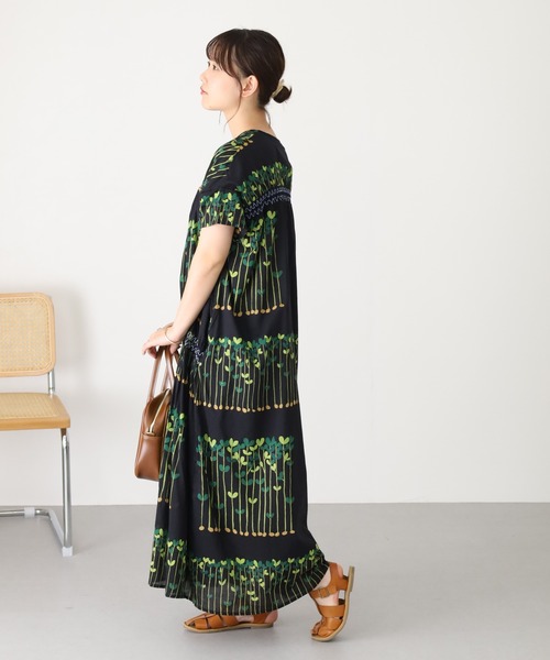 KILKI(キルキー)の「kilki Vネックシャツワンピース ビーンスプラウト 半袖(シャツワンピース・レディース・ブラック系/ホワイト系・FREE)」の17枚目の写真