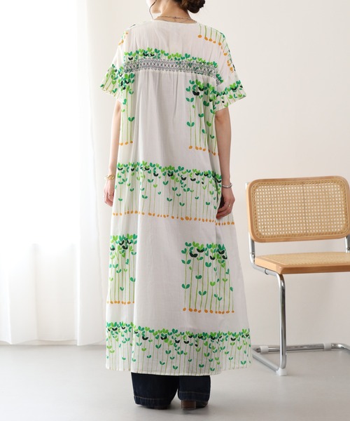 KILKI(キルキー)の「kilki Vネックシャツワンピース ビーンスプラウト 半袖(シャツワンピース・レディース・ブラック系/ホワイト系・FREE)」の9枚目の写真