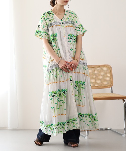KILKI(キルキー)の「kilki Vネックシャツワンピース ビーンスプラウト 半袖(シャツワンピース・レディース・ブラック系/ホワイト系・FREE)」の6枚目の写真