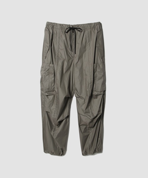 onegravity(ワングラビティ)の「onegravity / ウールシルクタフタ ニータックカーゴ(カーゴパンツ・メンズ・グレー/ブラック・LARGE/MEDIUM)」の1枚目の写真
