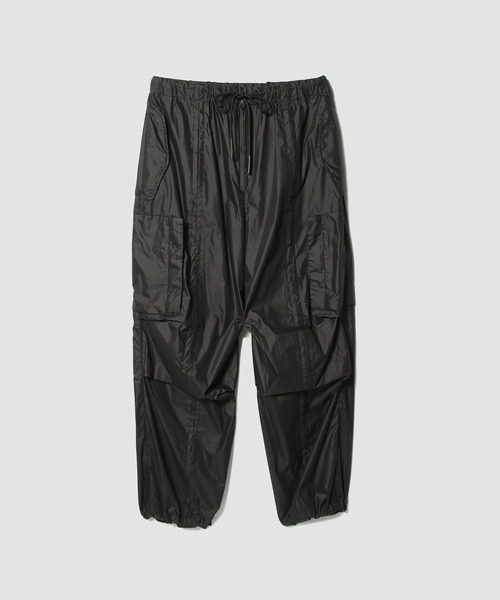 onegravity(ワングラビティ)の「onegravity / ウールシルクタフタ ニータックカーゴ(カーゴパンツ・メンズ・グレー/ブラック・LARGE/MEDIUM)」の2枚目の写真
