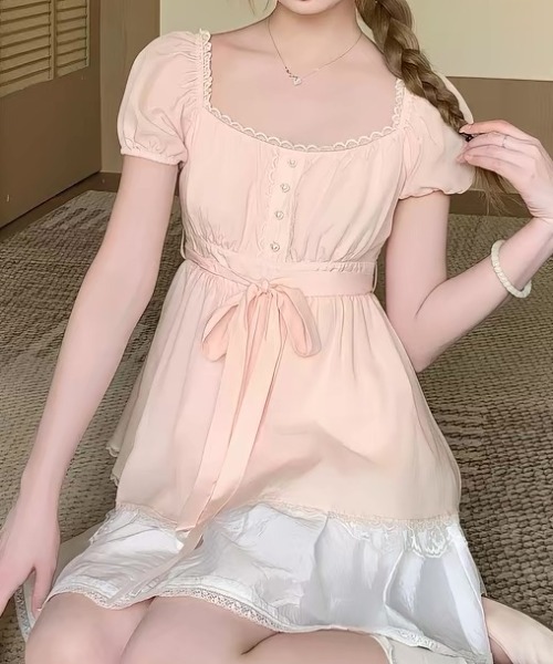 ViViDAY(ビビデー)の「ウエストリボン ボリュームショートブラウス(シャツ/ブラウス・レディース・アイボリー/ピンク・M)」の3枚目の写真