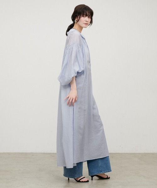 LARUTA(ラルータ)の「【LARUTA】ボリュームスリーブたっぷりギャザー襟付きワンピース(ワンピース・レディース・ダークブラウン/オフホワイト/サックスブルー/オレンジ・MEDIUM/LARGE)」の20枚目の写真