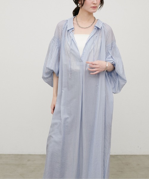 LARUTA(ラルータ)の「【LARUTA】ボリュームスリーブたっぷりギャザー襟付きワンピース(ワンピース・レディース・ダークブラウン/オフホワイト/サックスブルー/オレンジ・MEDIUM/LARGE)」の22枚目の写真