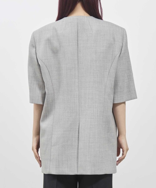 AKIRANAKA（アキラナカ）の「【AKIRANAKA/アキラナカ】Amalia jacket（ノーカラージャケット・レディース・ブラック/グレー・1/2）」の12枚目の写真