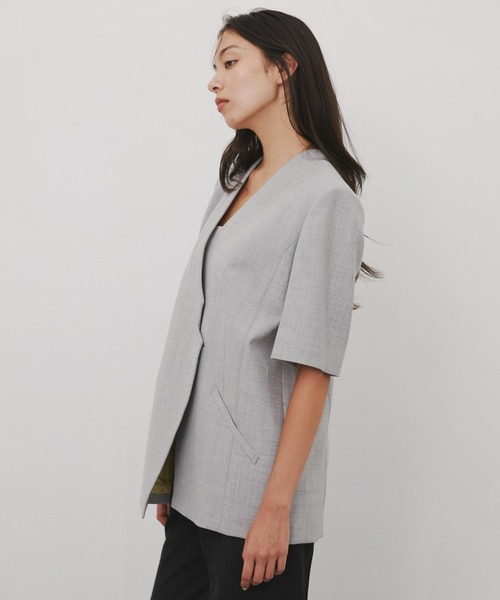 AKIRANAKA（アキラナカ）の「【AKIRANAKA/アキラナカ】Amalia jacket（ノーカラージャケット・レディース・ブラック/グレー・1/2）」の8枚目の写真