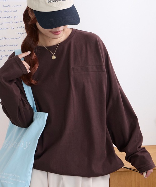 MONO-MART（モノマート）の「なめらかシルケット｜裾ドロスト フェイクポケットデザイン ルーズロンT ＜UVカット＞（Tシャツ/カットソー・レディース・ブラウン/グレイッシュブルー/イエロー系/オフホワイト/ダークグレー/グレイッシュベージュ/ブラック・M/L）」の4枚目の写真