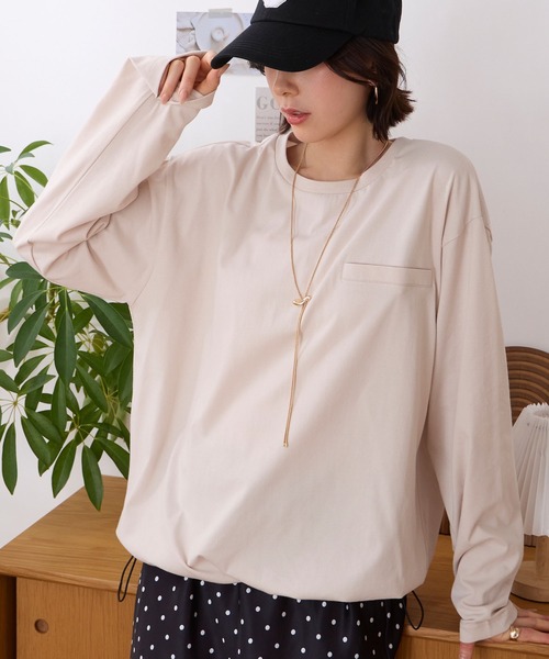 MONO-MART（モノマート）の「なめらかシルケット｜裾ドロスト フェイクポケットデザイン ルーズロンT ＜UVカット＞（Tシャツ/カットソー・レディース・ブラウン/グレイッシュブルー/イエロー系/オフホワイト/ダークグレー/グレイッシュベージュ/ブラック・M/L）」の15枚目の写真