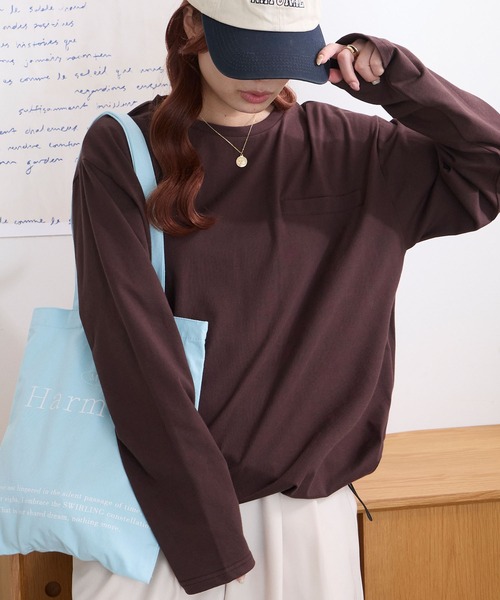 MONO-MART（モノマート）の「なめらかシルケット｜裾ドロスト フェイクポケットデザイン ルーズロンT ＜UVカット＞（Tシャツ/カットソー・レディース・ブラウン/グレイッシュブルー/イエロー系/オフホワイト/ダークグレー/グレイッシュベージュ/ブラック・M/L）」の21枚目の写真