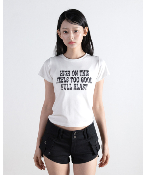 MAGORENSEOUL(マゴレンソウル)の「HFF スリムフィットTシャツ ホワイト(Tシャツ/カットソー・レディース・その他・FREE)」の2枚目の写真