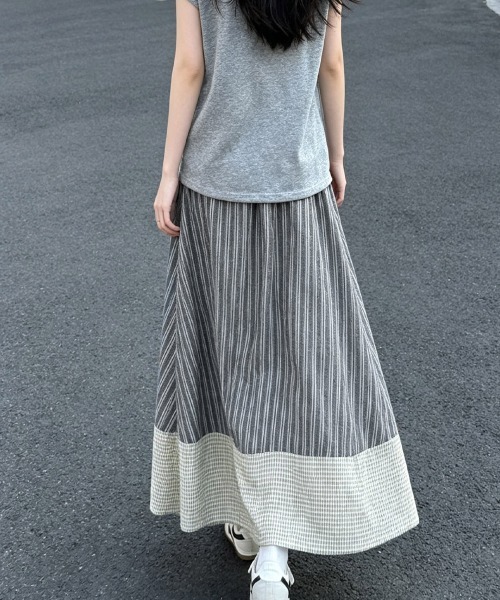 Miniministore（ミニミニストア）の「ストライプ柄ロングスカートフレアスカート（スカート・レディース・ブラック/ダークブルー・M/L）」の11枚目の写真