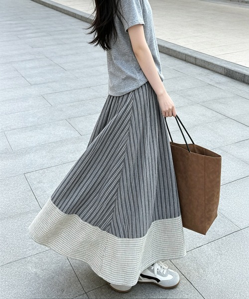 Miniministore（ミニミニストア）の「ストライプ柄ロングスカートフレアスカート（スカート・レディース・ブラック/ダークブルー・M/L）」の10枚目の写真