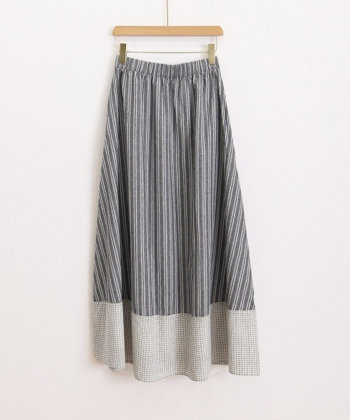 Miniministore（ミニミニストア）の「ストライプ柄ロングスカートフレアスカート（スカート・レディース・ブラック/ダークブルー・M/L）」の4枚目の写真